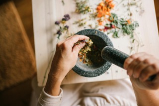 over head picture of a mortar and pestle